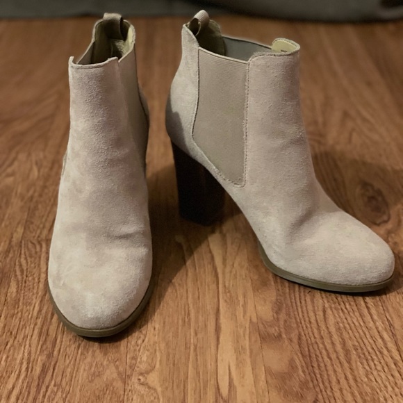 Beige Michael Kors Booties - Picture 4 of 4